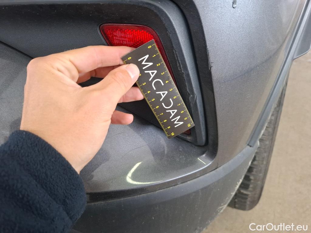  Toyota  C-HR TOYOTA  / 2016 / 5P / SUV 1.8 HYBRIDE 122 DISTINCTIVE #59