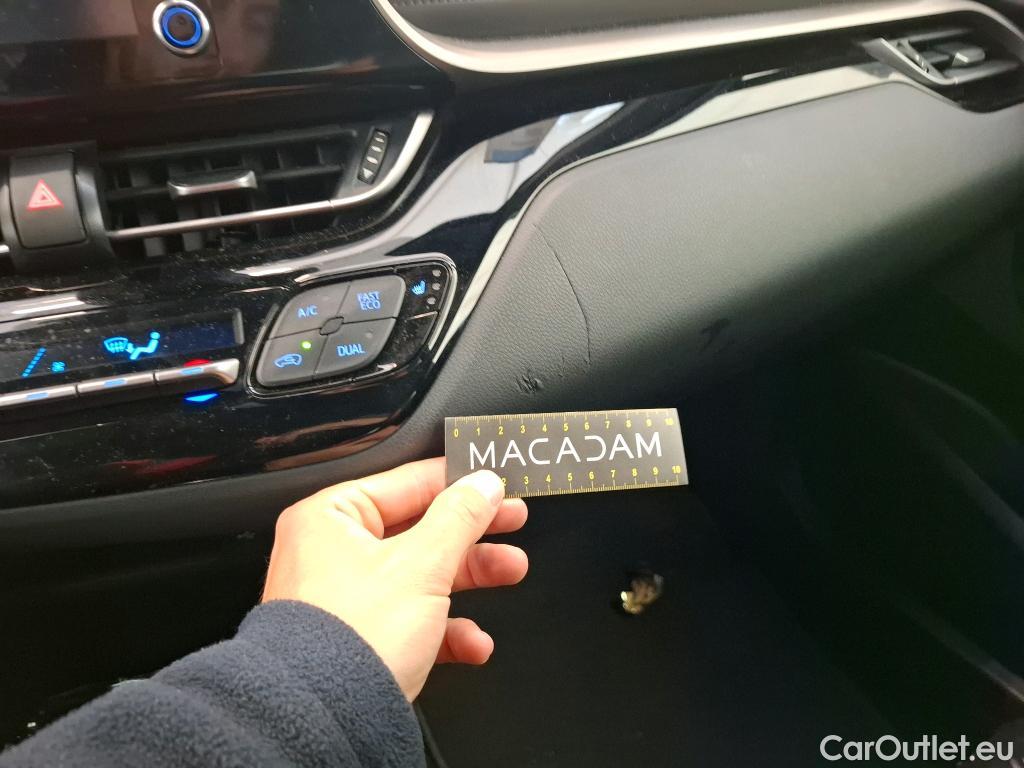  Toyota  C-HR TOYOTA  / 2016 / 5P / SUV 1.8 HYBRIDE 122 DISTINCTIVE #24