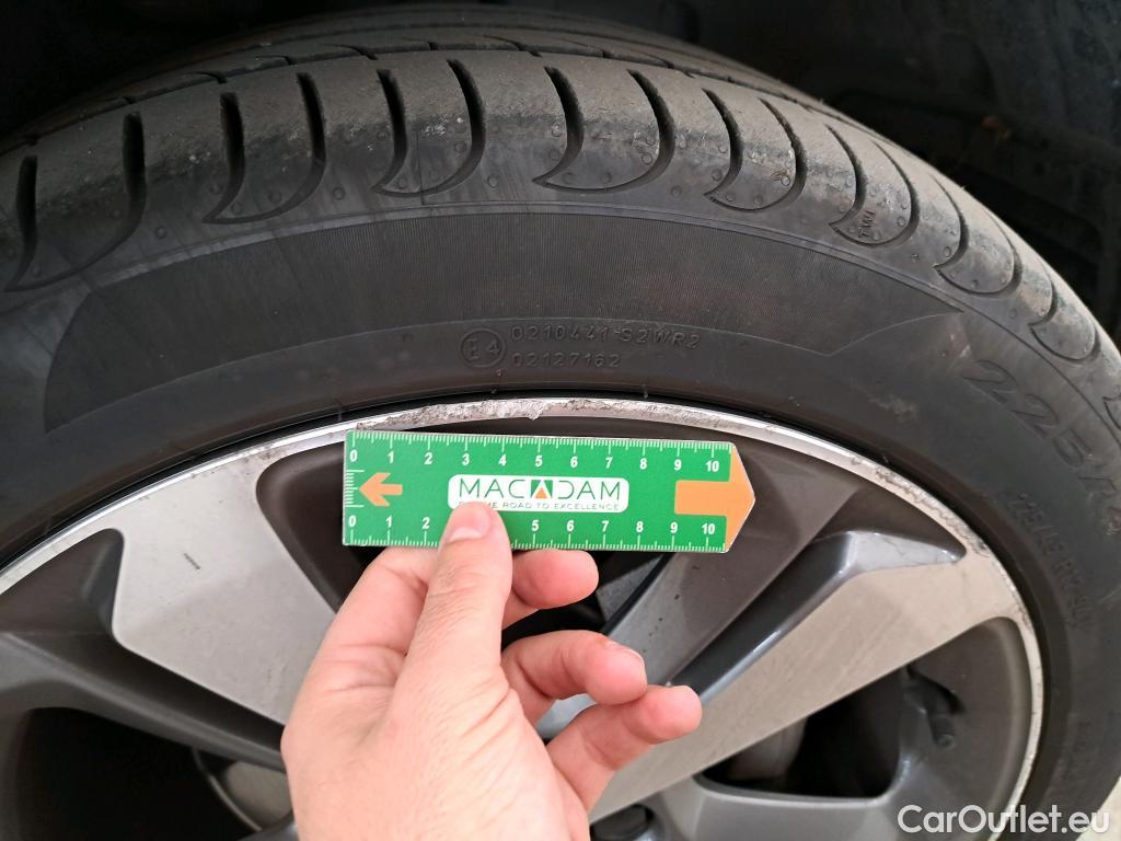  Peugeot  308  GT Line 1.2 PureTech 130CV BVA8 E6dT #19