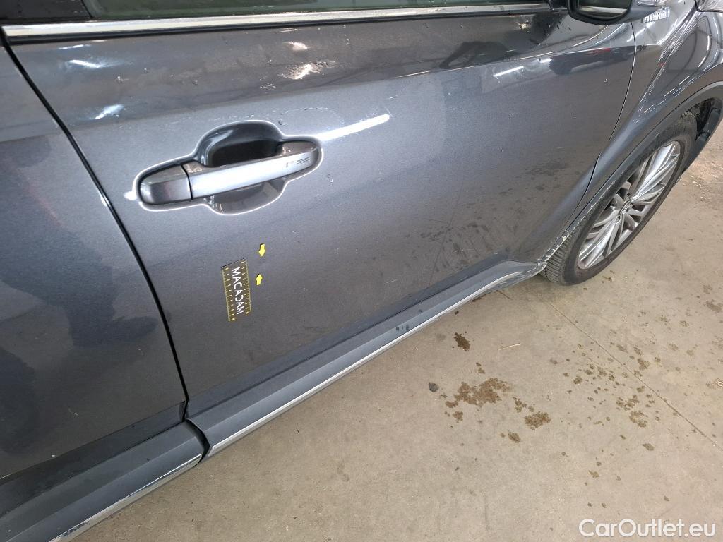  Toyota  C-HR TOYOTA  / 2016 / 5P / SUV 1.8 HYBRIDE 122 DISTINCTIVE #30