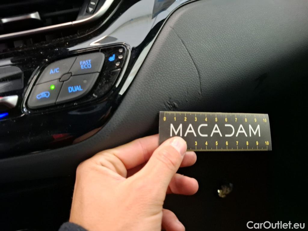  Toyota  C-HR TOYOTA  / 2016 / 5P / SUV 1.8 HYBRIDE 122 DISTINCTIVE #25