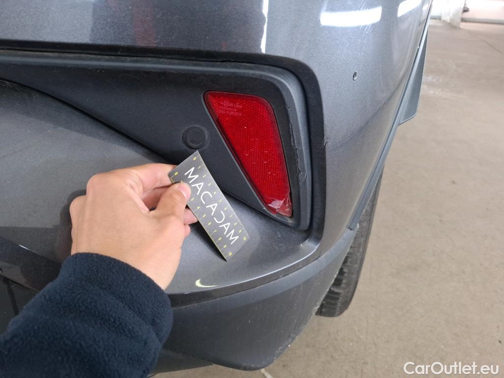  Toyota  C-HR TOYOTA  / 2016 / 5P / SUV 1.8 HYBRIDE 122 DISTINCTIVE #41