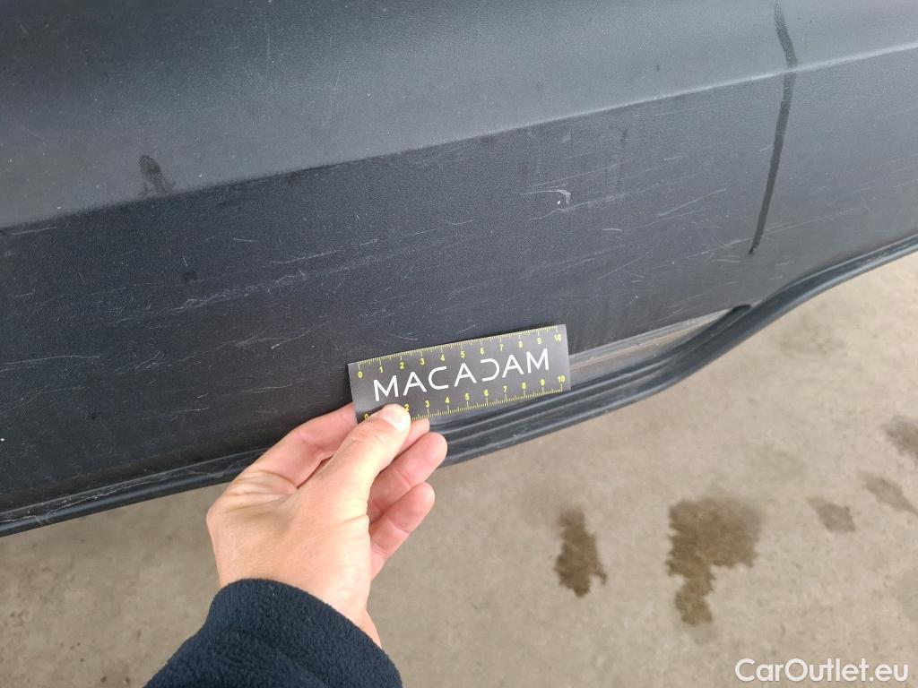  Toyota  C-HR TOYOTA  / 2016 / 5P / SUV 1.8 HYBRIDE 122 DISTINCTIVE #55