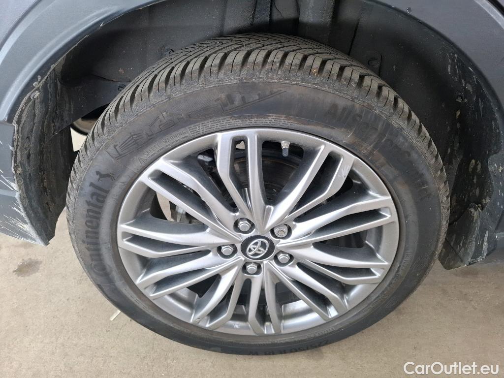  Toyota  C-HR TOYOTA  / 2016 / 5P / SUV 1.8 HYBRIDE 122 DISTINCTIVE #61