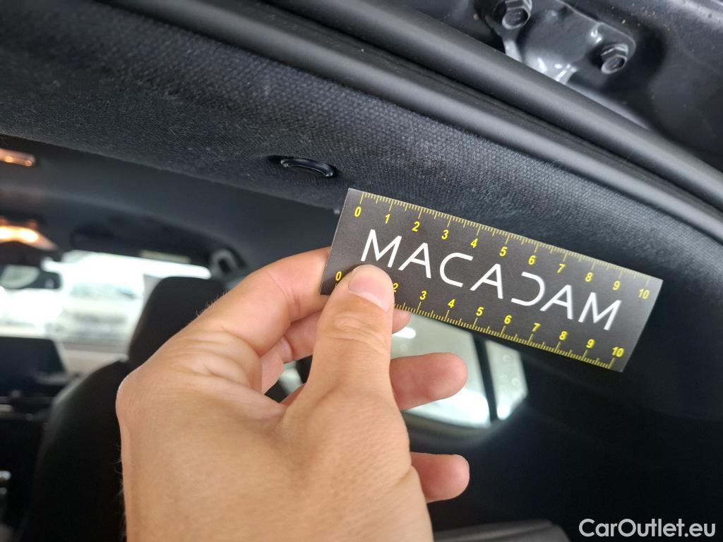  Toyota  C-HR TOYOTA  / 2016 / 5P / SUV 1.8 HYBRIDE 122 DISTINCTIVE #47