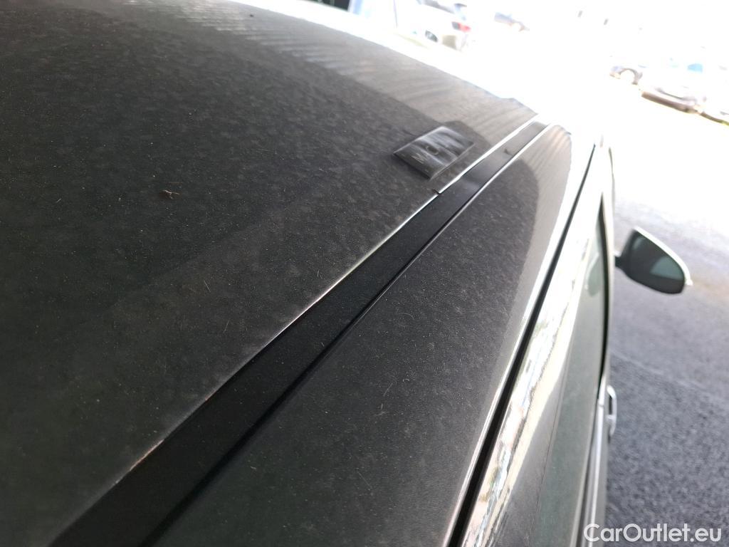  Toyota  Yaris TOYOTA  Hybride / 2017 / 5P / Berline 1.5 VVT-I HYBRID France Business #9