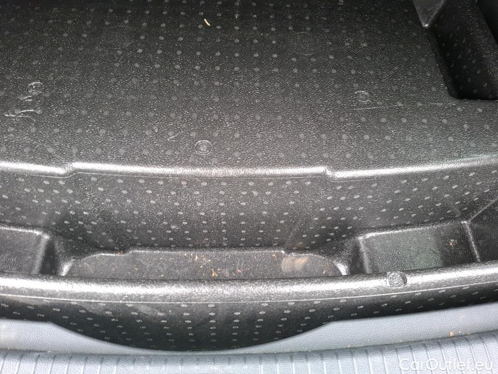  Volkswagen  Tiguan VOLKSWAGEN  / 2020 / 5P / SUV 1.4 eHybrid 245 DSG6 Elegance Exclusive #1