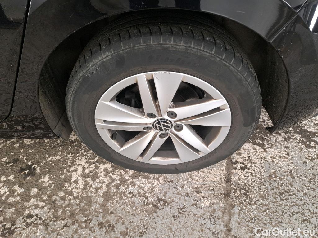  Volkswagen  Golf  VOLKSWAGEN / 2020 / 5P / Berline 2.0 TDI SCR 150 DSG7 Life Busi #9