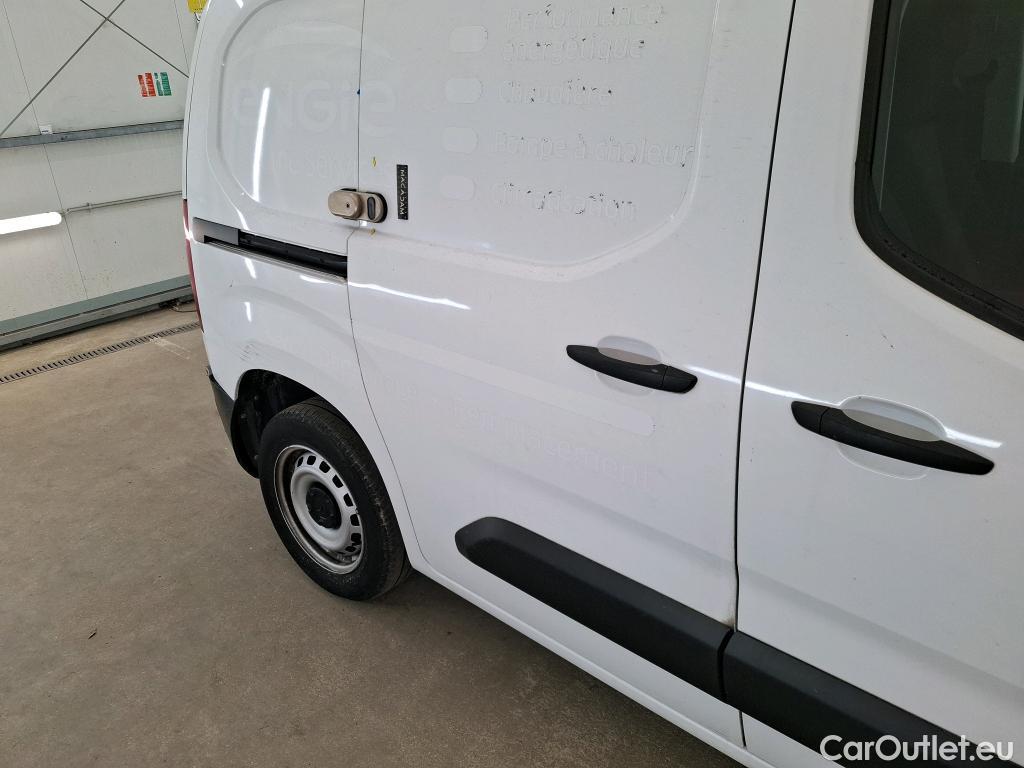  Citroen  Berlingo  Fourgon Club M 650 1.5 BlueHDi 75CV BVM5 E6dT #7