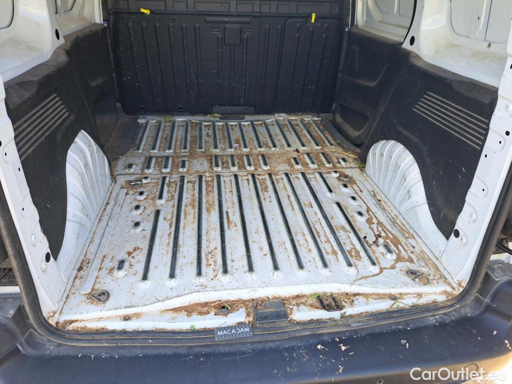  Citroen  Berlingo CITROEN  VU 4p Fourgonnette M 650kg BlueHDi 100 S&S BVM Driver #48