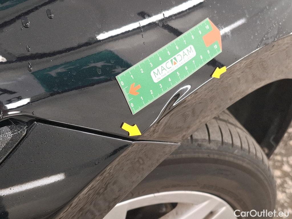  Volkswagen  Golf  VOLKSWAGEN / 2020 / 5P / Berline 2.0 TDI SCR 150 DSG7 Life Busi #2