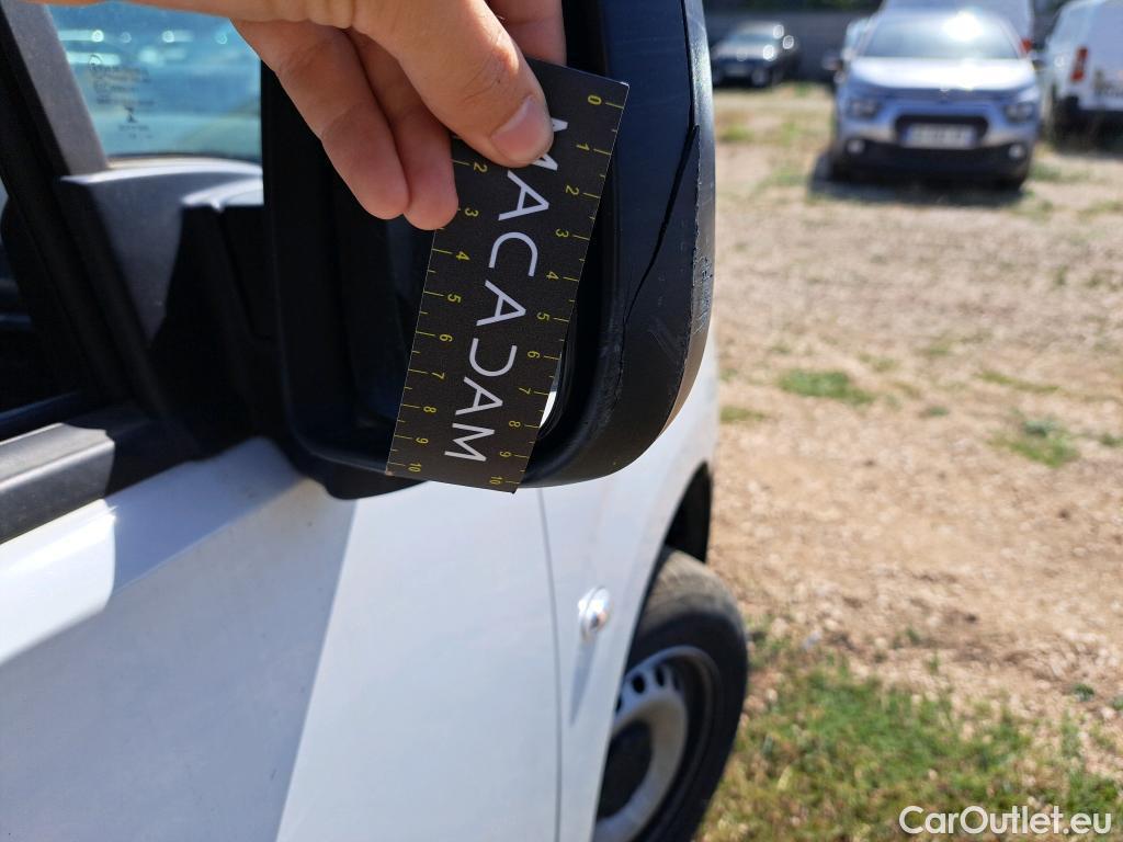  Citroen  Berlingo CITROEN  VU 4p Fourgonnette M 650kg BlueHDi 100 S&S BVM Driver #2