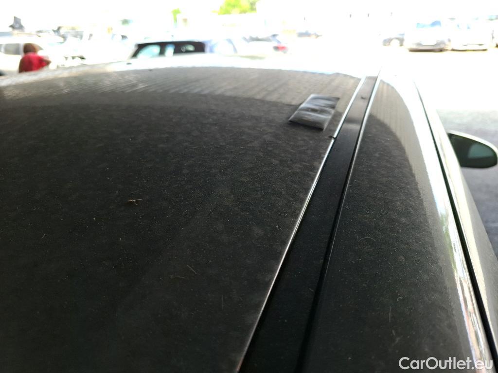  Toyota  Yaris TOYOTA  Hybride / 2017 / 5P / Berline 1.5 VVT-I HYBRID France Business #8