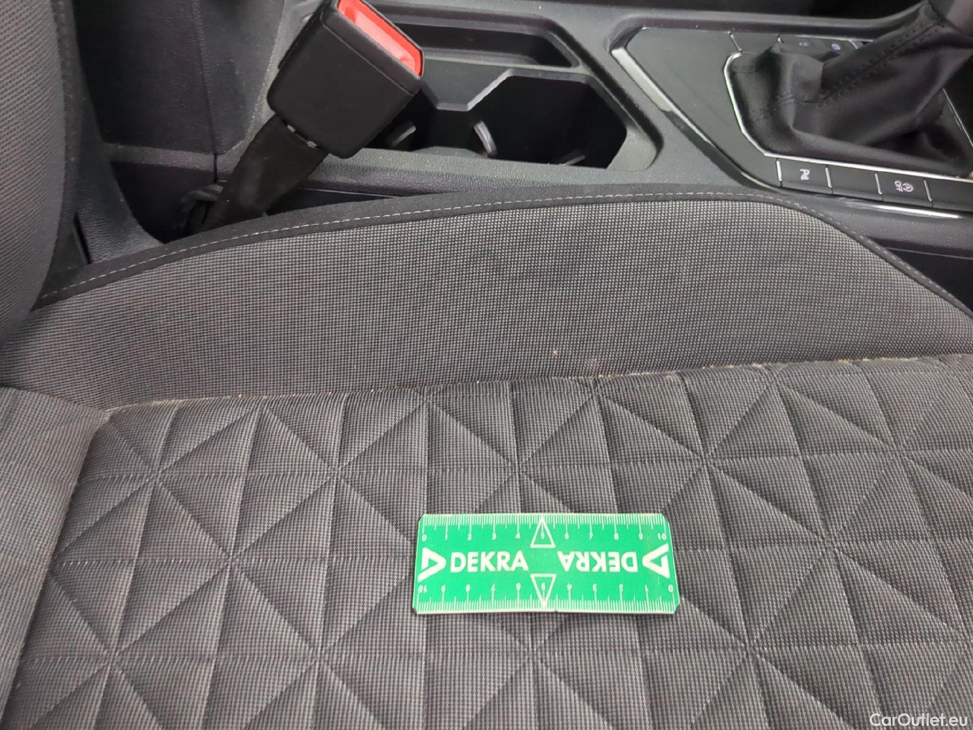  Volkswagen  Tiguan VOLKSWAGEN  / 2020 / 5P / SUV 2.0 TDI 150 DSG7 Life Business #6