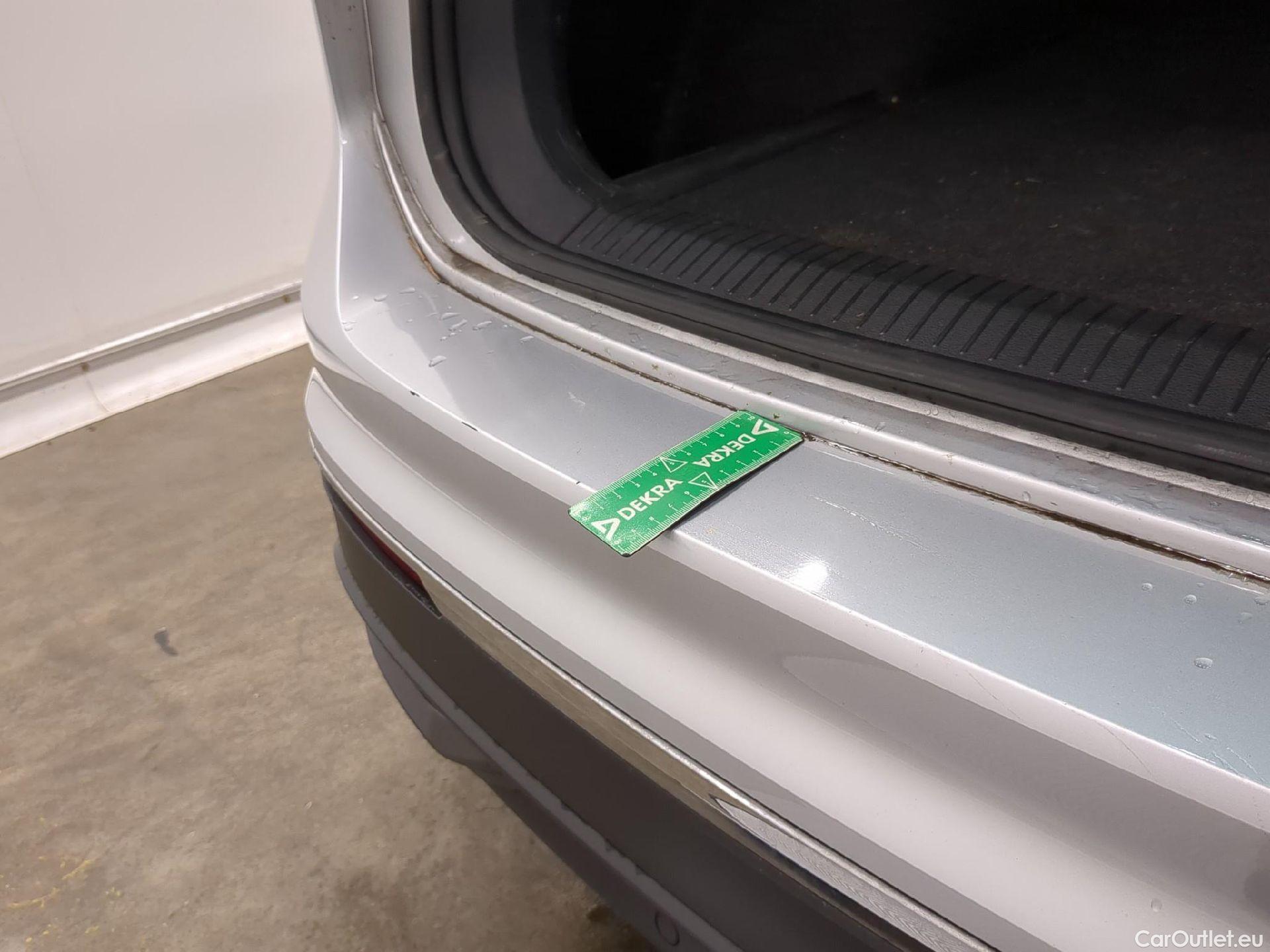  Volkswagen  Tiguan VOLKSWAGEN  / 2020 / 5P / SUV 2.0 TDI 150 DSG7 Life Business #23