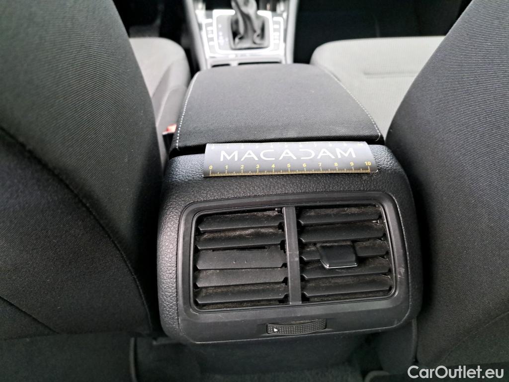  Volkswagen  Golf  VII Berline Confortline Business BMT 1.0 TSI 115CV BVA7 E6dT #1