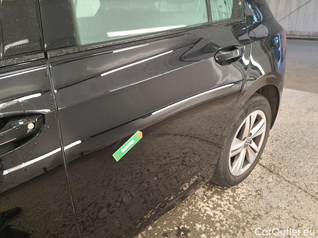  Volkswagen  Golf  VOLKSWAGEN / 2020 / 5P / Berline 2.0 TDI SCR 150 DSG7 Life Busi #21