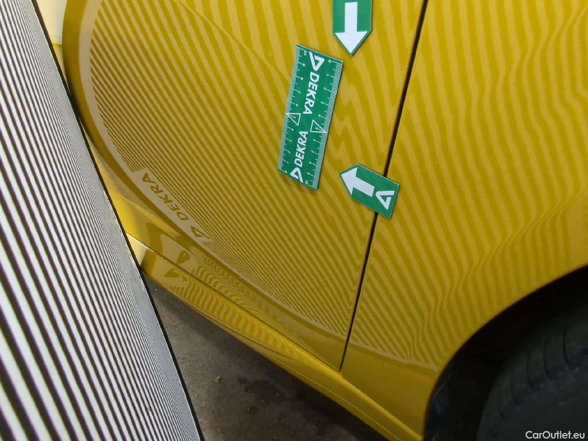  Peugeot  208  Premium 1.5 HDi 100CV BVM6 E6d #5