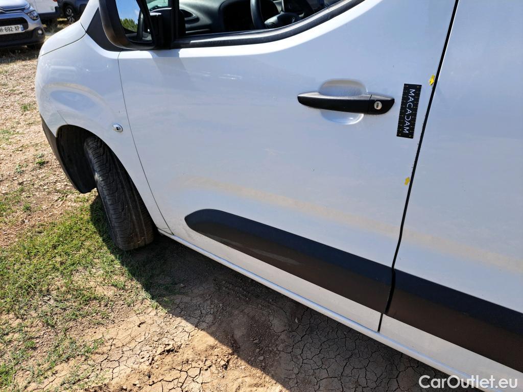  Citroen  Berlingo CITROEN  VU 4p Fourgonnette M 650kg BlueHDi 100 S&S BVM Driver #44