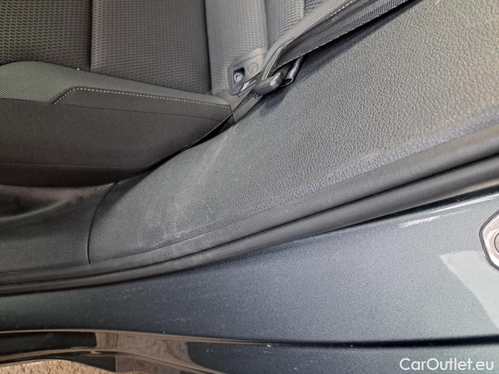  Volkswagen  Golf  VII Berline Confortline Business BMT 1.0 TSI 115CV BVA7 E6dT #4