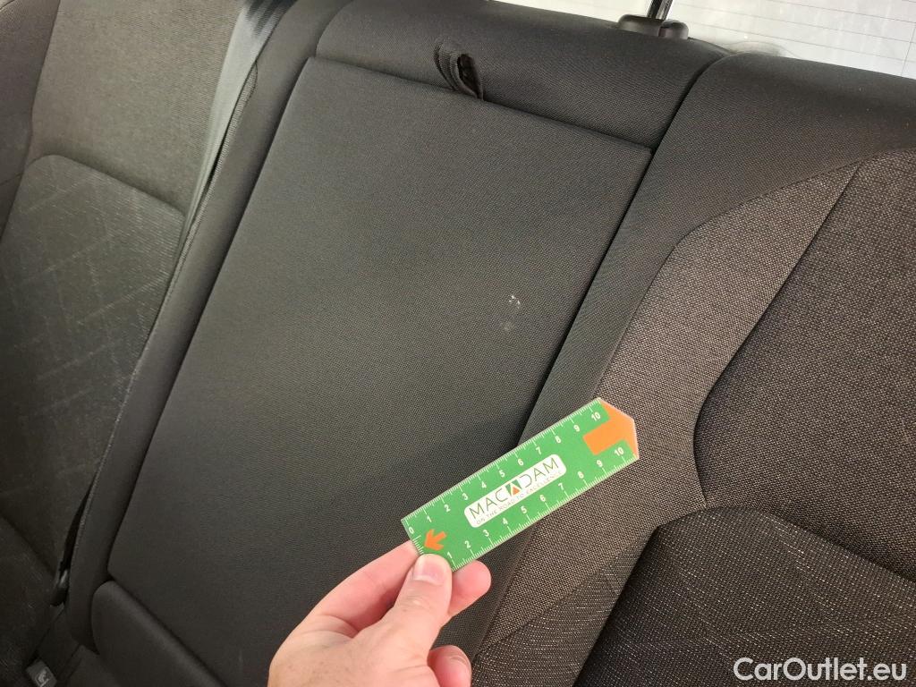  Volkswagen  Golf  VOLKSWAGEN / 2020 / 5P / Berline 2.0 TDI SCR 150 DSG7 Life Busi #20