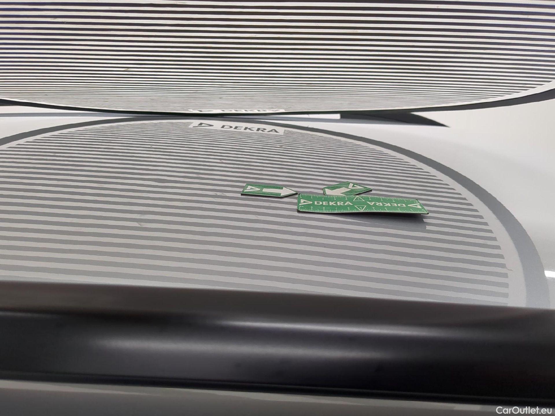  Volkswagen  Tiguan VOLKSWAGEN  / 2020 / 5P / SUV 2.0 TDI 150 DSG7 Life Business #11