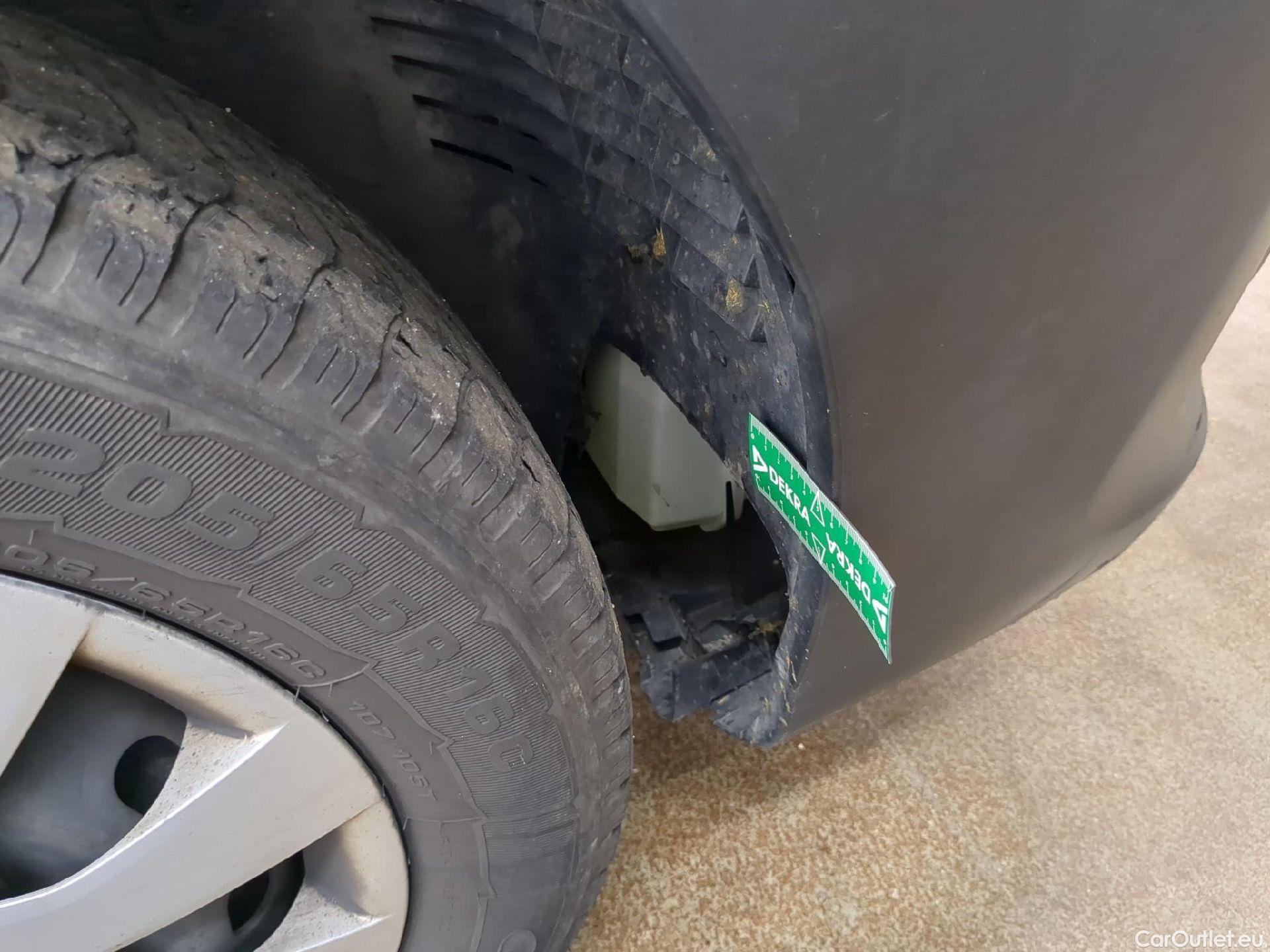  Renault  Trafic  Furgon Grand Confort L2H2 1200 1.6 dCi 125CV BVM6 E6 #2