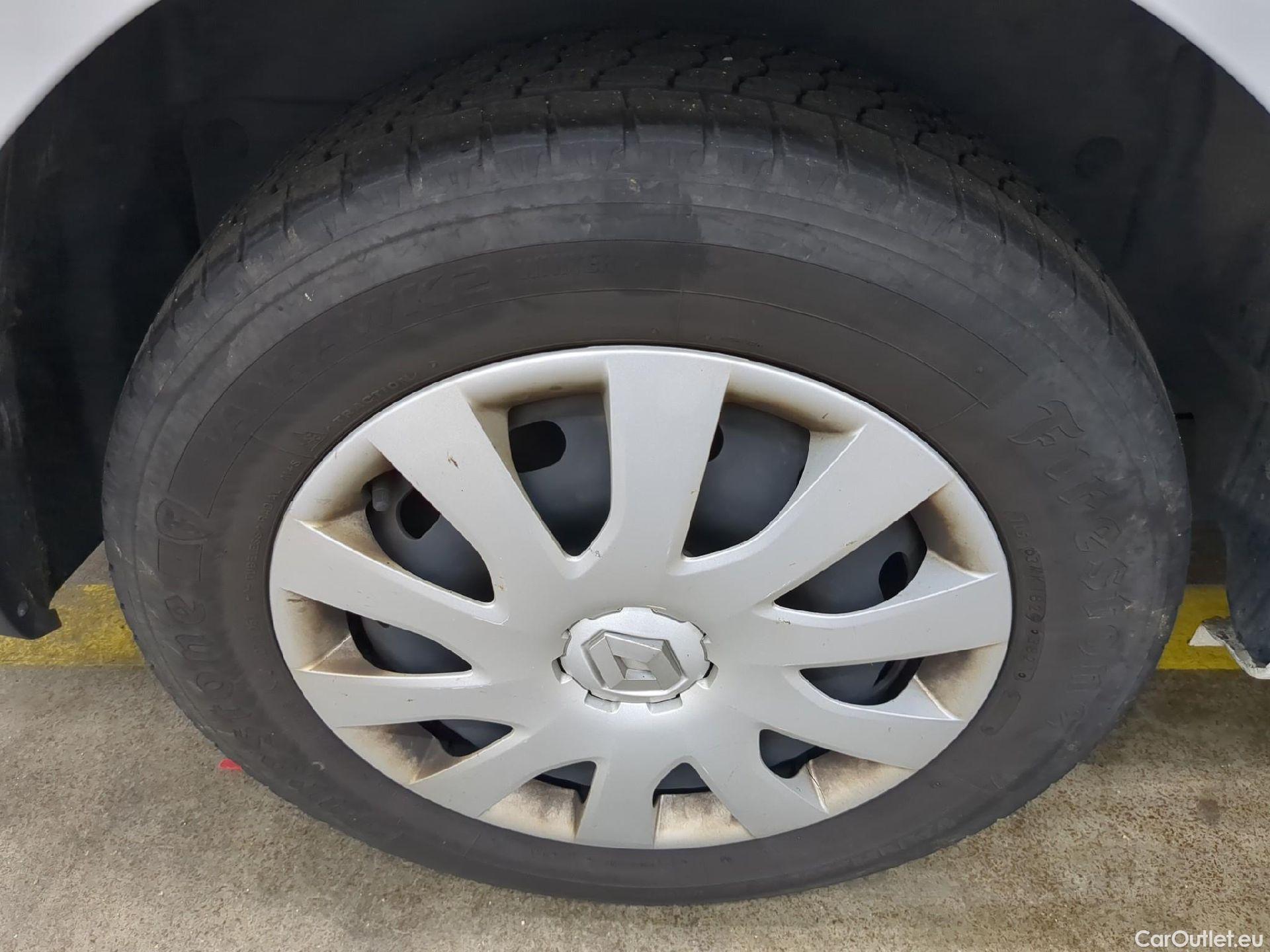  Renault  Trafic  Furgon Grand Confort L2H2 1200 1.6 dCi 125CV BVM6 E6 #4