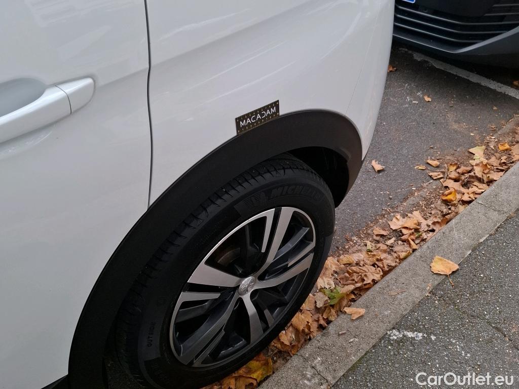  Peugeot  3008  Allure Business 1.2 PureTech 130CV BVA8 E6d #21