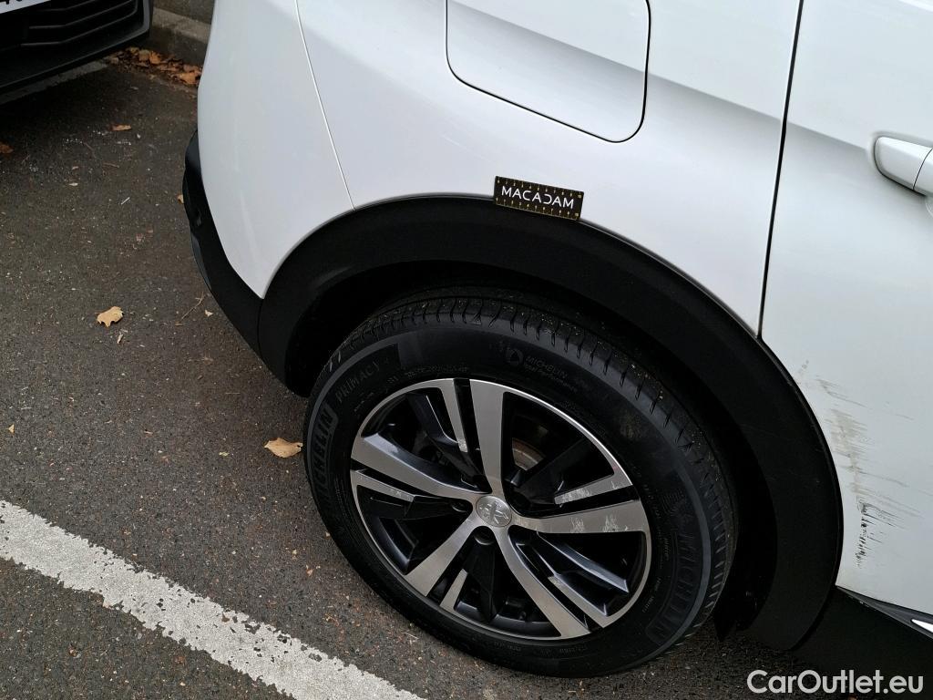  Peugeot  3008  Allure Business 1.2 PureTech 130CV BVA8 E6d #9