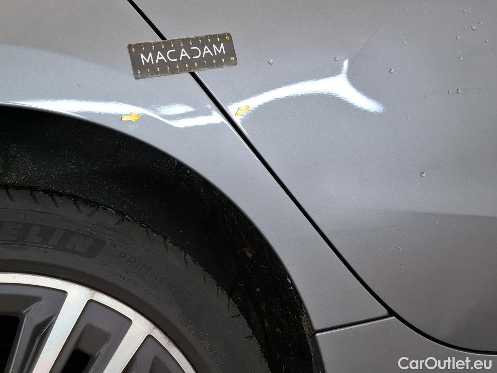  Bmw  Serie 1 BMW Série 1 / 2019 / 5P / Berline 116i DKG7 Business Design #5