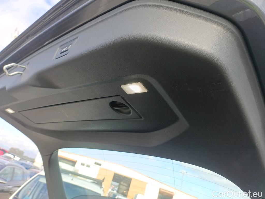  Bmw  Serie 3 BMW  / 2015 / 5P / familiar 330d Touring #11