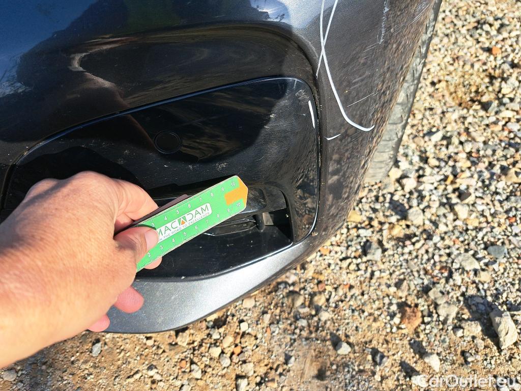  Bmw  Serie 3 BMW  / 2018 / 4P / sedán 320i Auto. #28