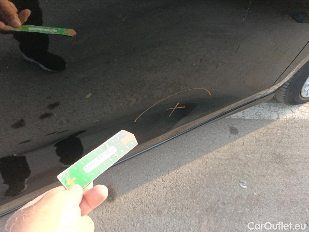  Audi  A3 AUDI  / 2020 / 5P / berlina con portón Sportback Advanced 35 TFSI 110kW S tron #8