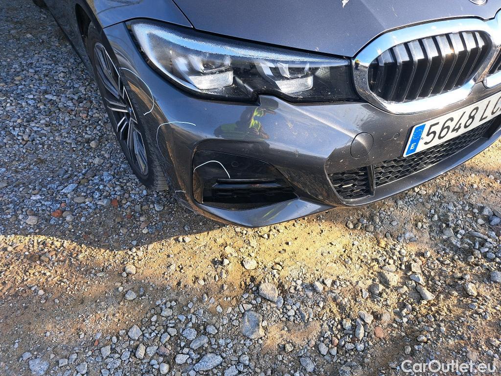  Bmw  Serie 3 BMW  / 2018 / 4P / sedán 320i Auto. #25