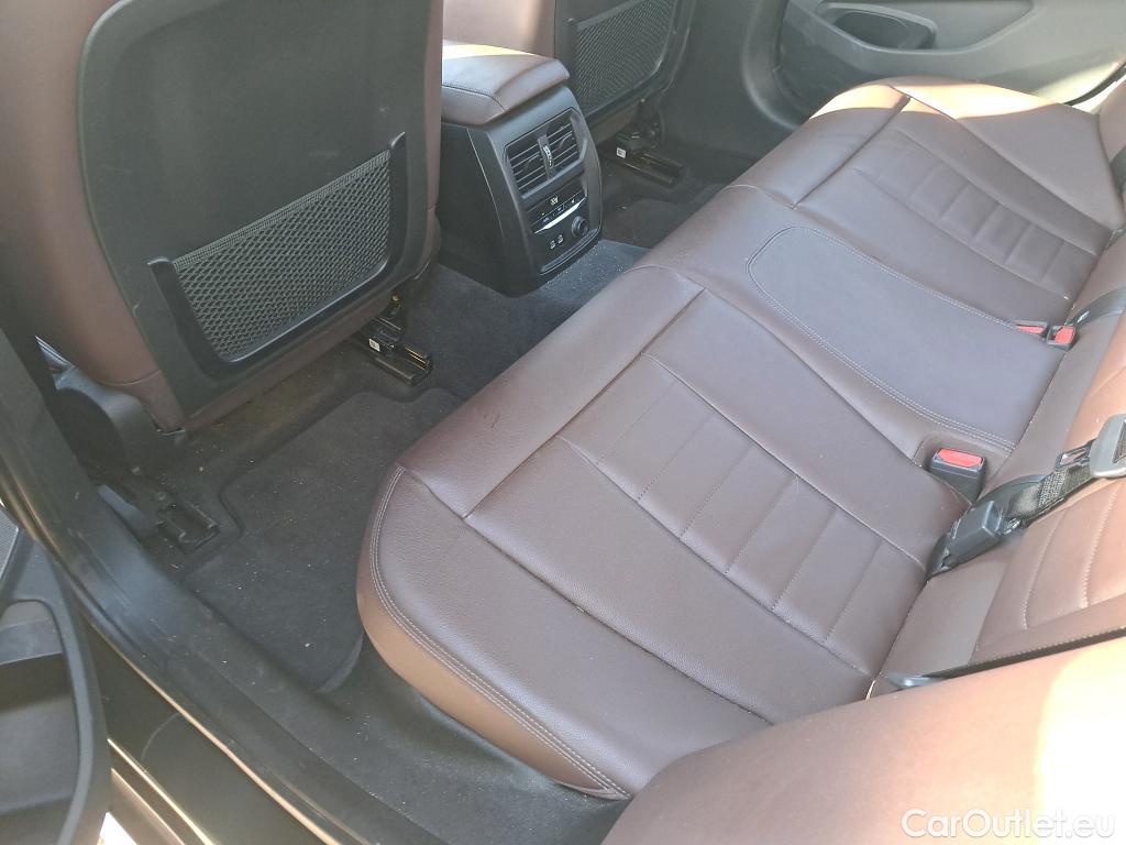  Bmw  Serie 3 BMW  / 2018 / 4P / sedán 320i Auto. #30