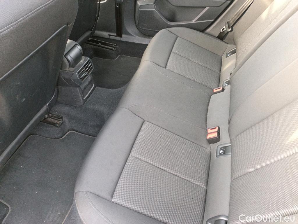  Audi  A3 AUDI  / 2020 / 5P / berlina con portón Sportback Advanced 35 TFSI 110kW S tron #14