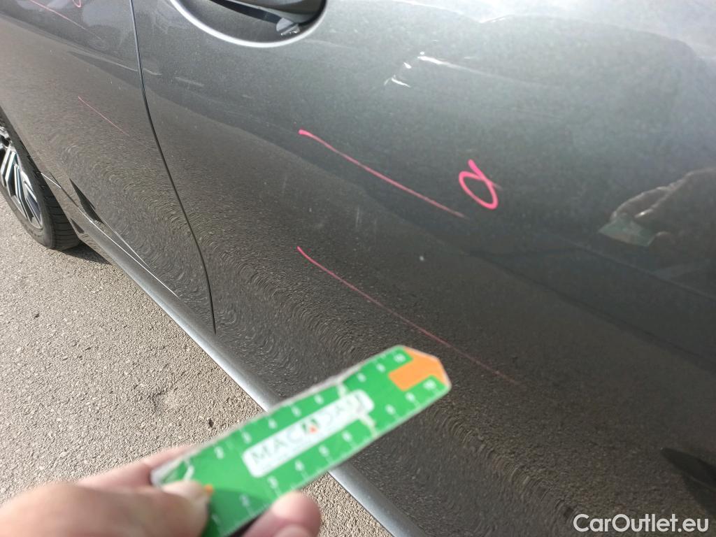  Bmw  Serie 3 BMW  / 2015 / 5P / familiar 330d Touring #4