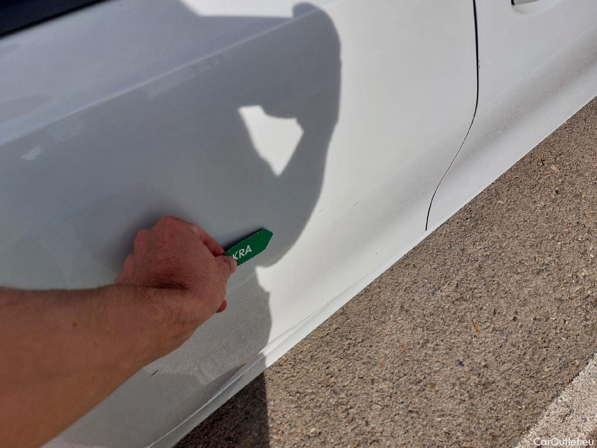  Bmw  Serie 3 BMW  / 2015 / 5P / familiar 318d Touring #11