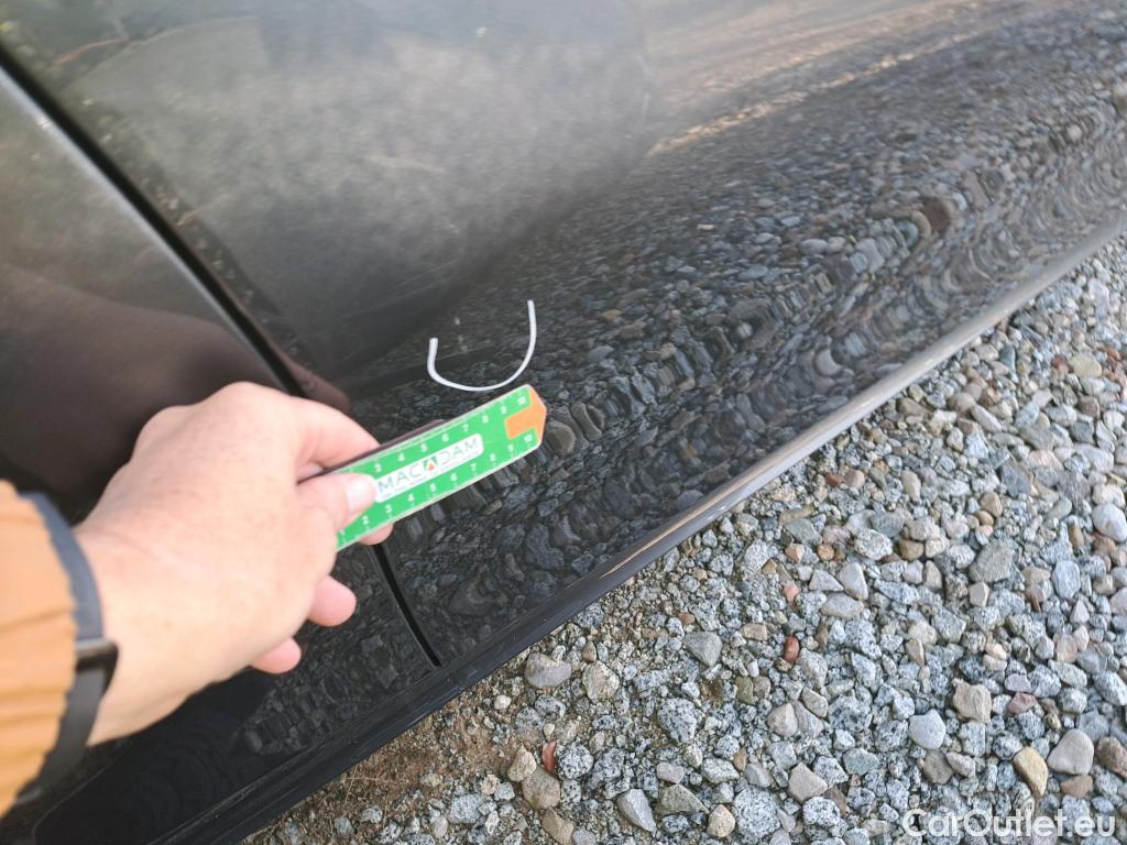  Bmw  Serie 3 BMW  / 2018 / 4P / sedán 320i Auto. #22