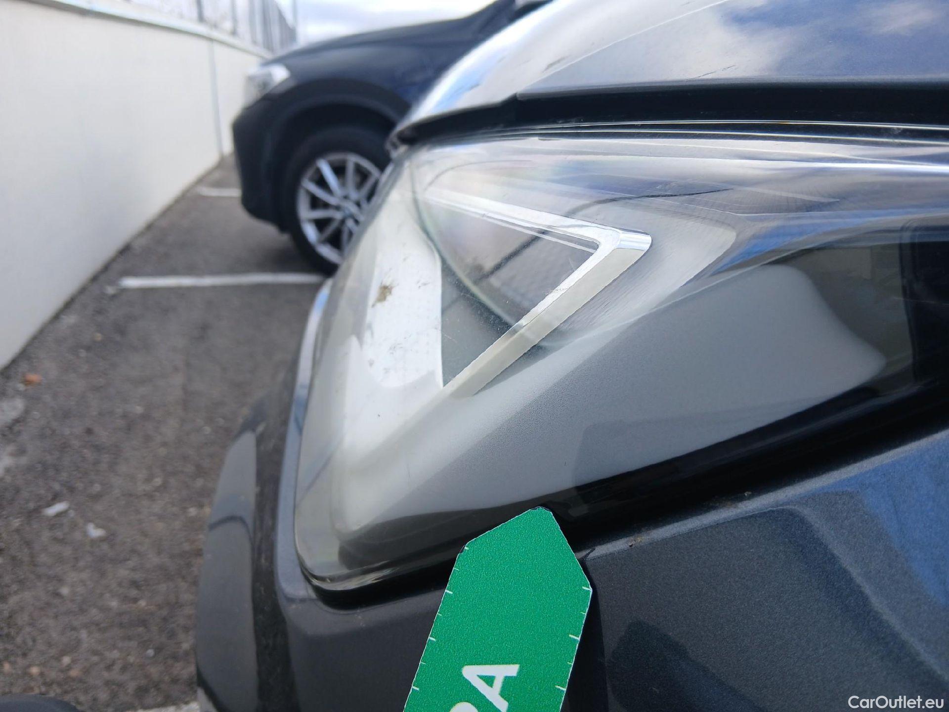  Seat  ATECA SEAT  1.5 TSI 110kW DSG S&S Style Go #70