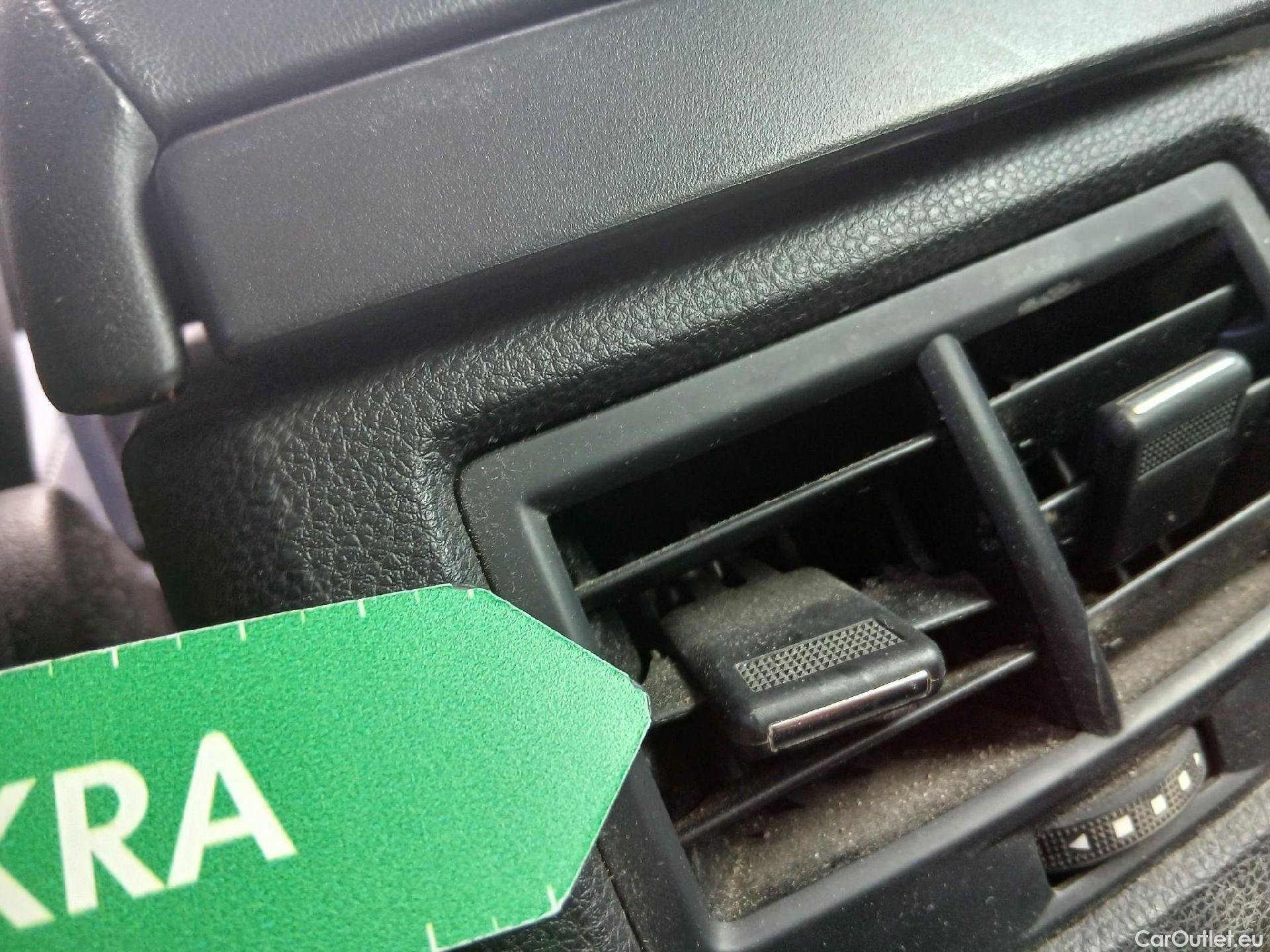  Seat  ATECA SEAT  1.5 TSI 110kW DSG S&S Style Go #72