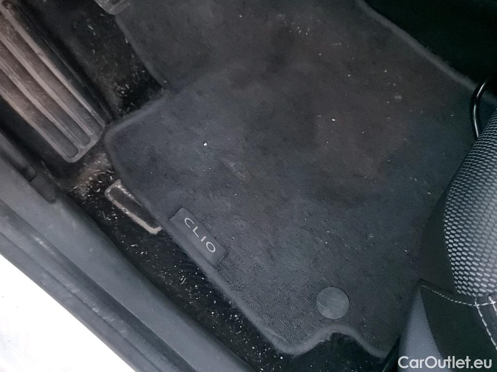  Renault  Clio RENAULT  / 2016 / 5P / berlina con portón Business dCi 66kW (90CV) -18 (AC) #31