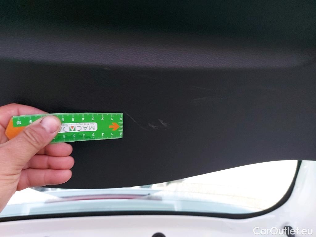  Renault  Clio RENAULT  / 2016 / 5P / berlina con portón Business dCi 66kW (90CV) -18 (AC) #19