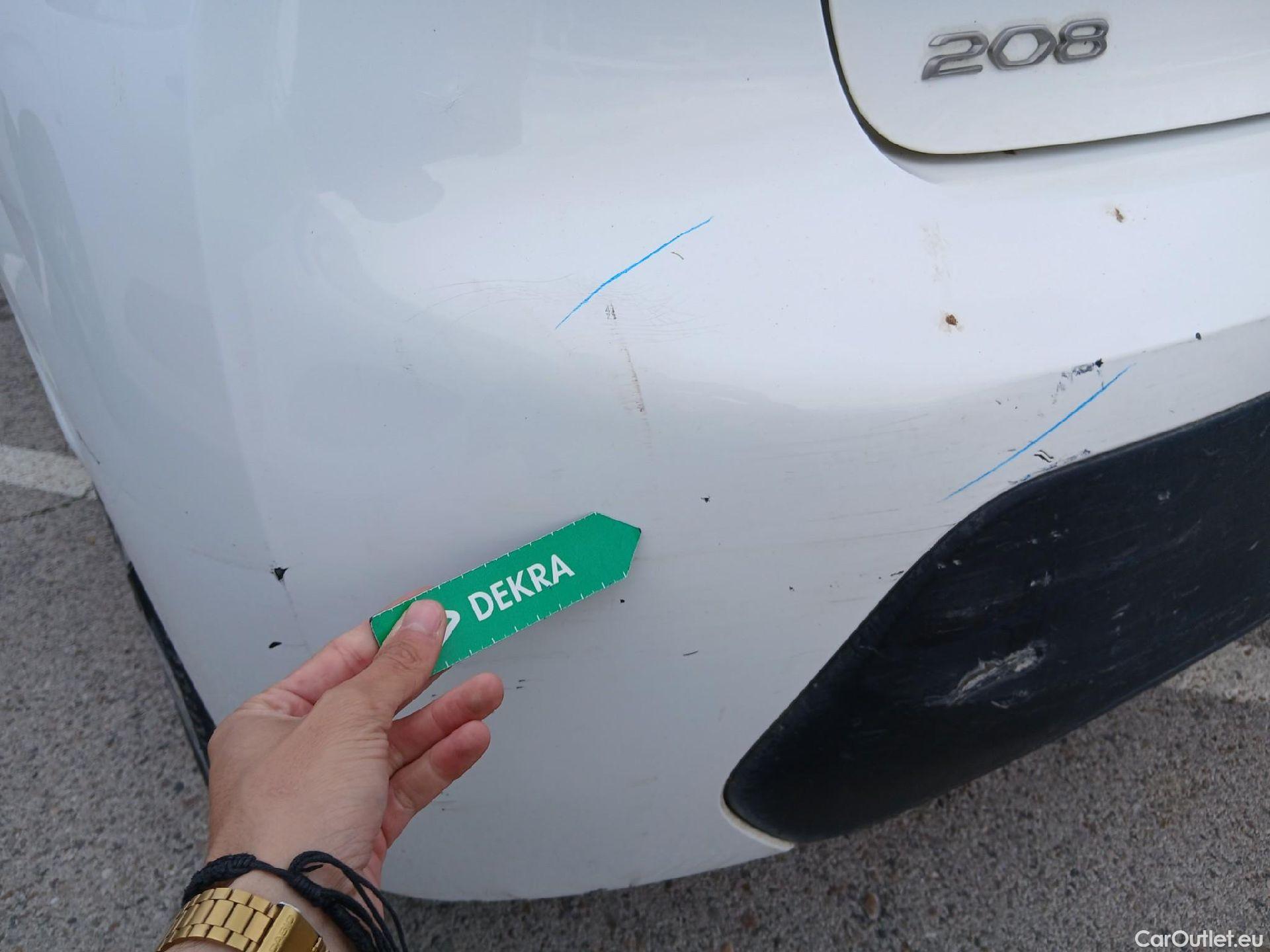  Peugeot  208 PEUGEOT  / 2019 / 5P / berlina con portón BlueHDi 73kW (100CV) Active #30