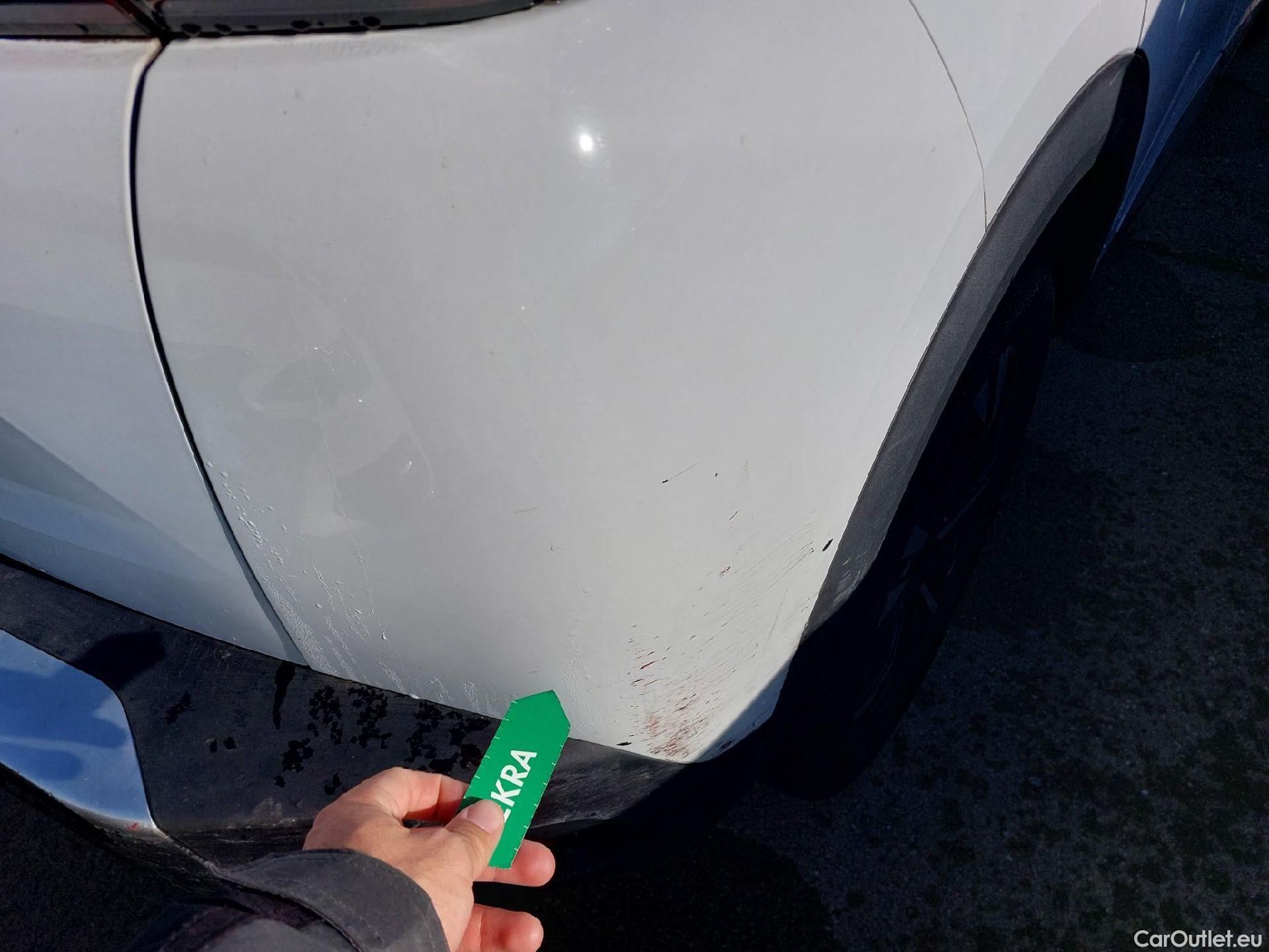  Peugeot  2008  Allure Pack 1.5 HDi 110CV MT6 E6d #28