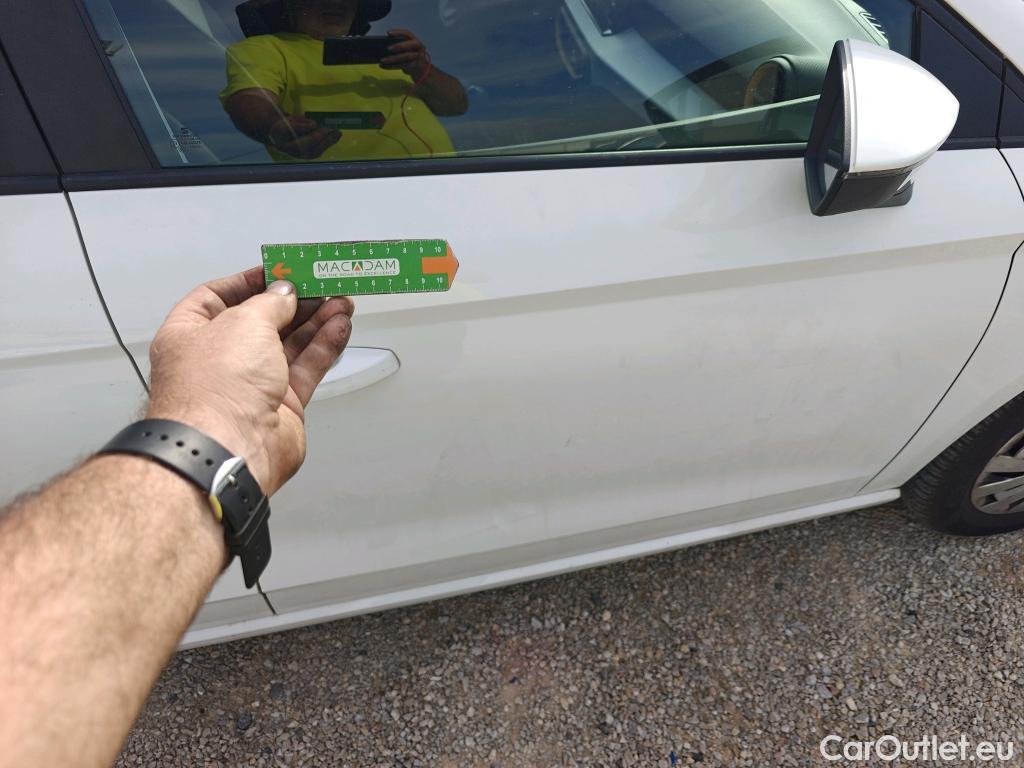  Seat  Ibiza SEAT  / 2017 / 5P / berlina con portón 1.0 MPI 59kW (80CV) Reference Plus(SP) #6