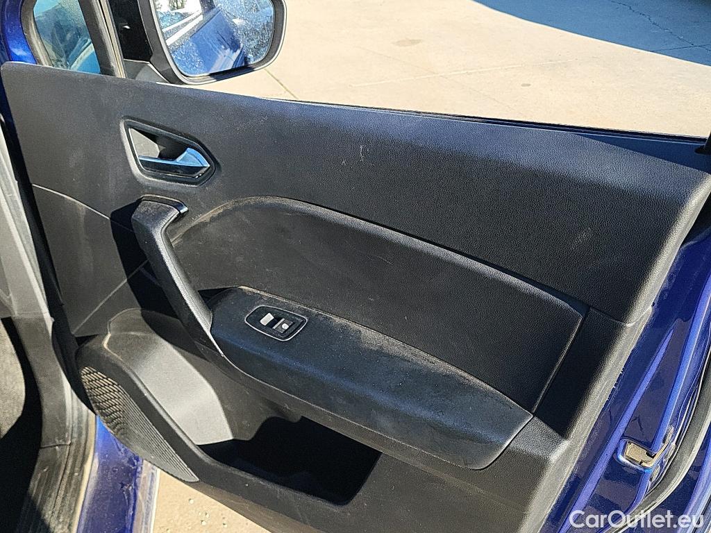  Renault  Captur RENAULT  / 2020 / 5P / todoterreno Intens TCe 90 #9