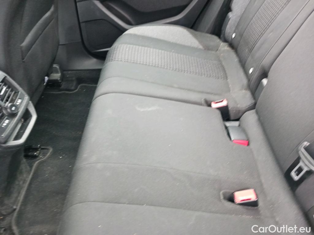  Peugeot  3008  Active Pack 1.5 HDi 130CV MT6 E6d #15