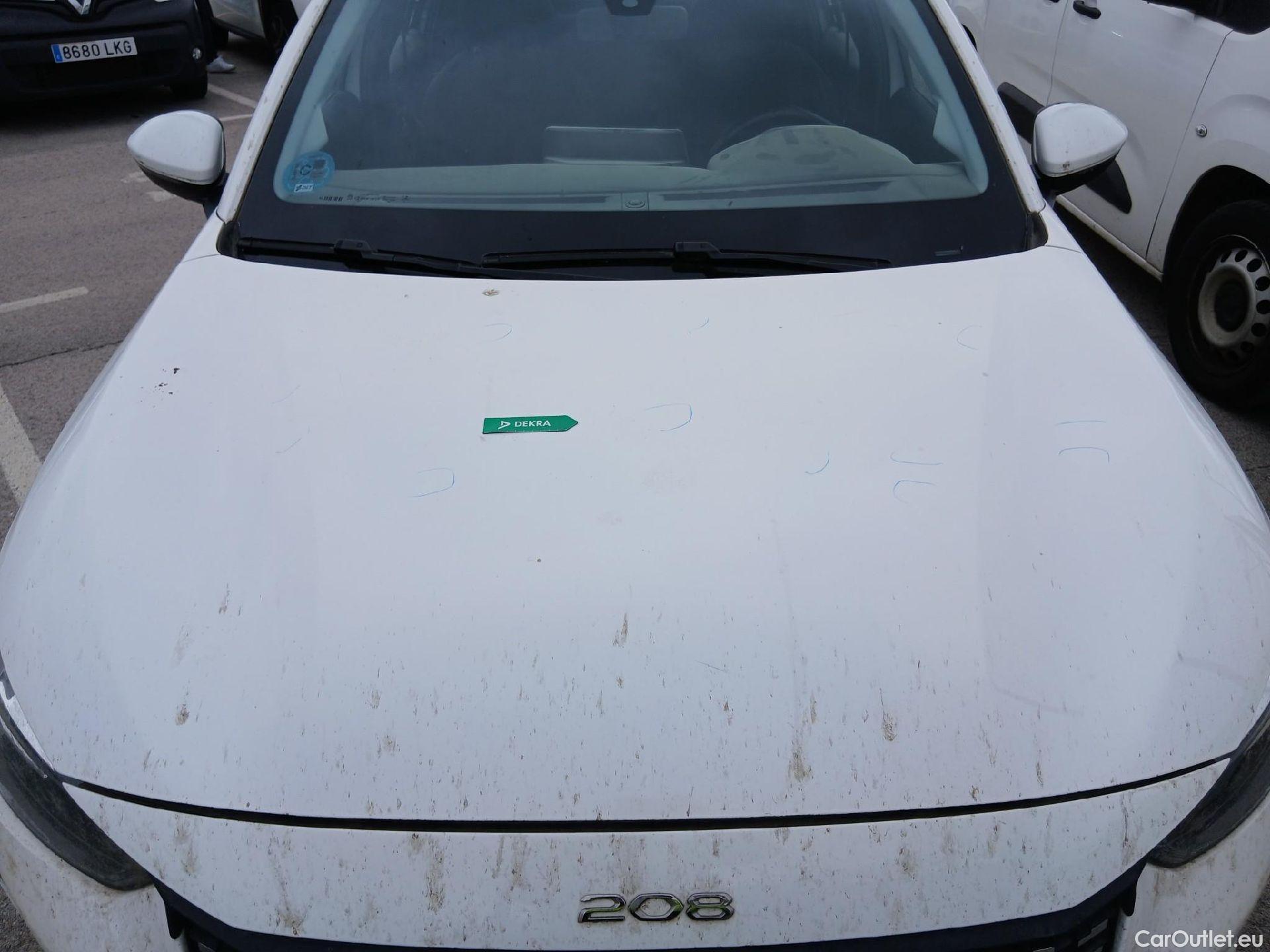  Peugeot  208 PEUGEOT  / 2019 / 5P / berlina con portón BlueHDi 73kW (100CV) Active #12